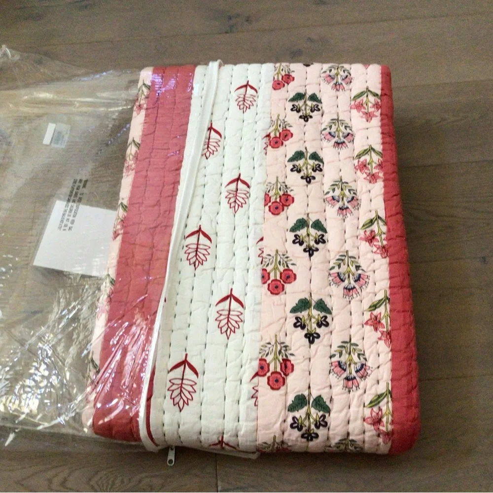 New Sundance Catalog Queen Marjorie Quilt